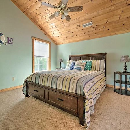 Sevierville Lake House With Deck And Foosball Table! Εξωτερικό φωτογραφία